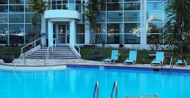 Verona Resort & Spa Tumon Exterior photo